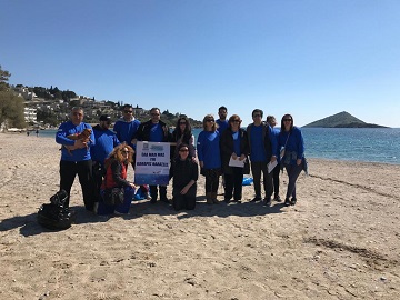 ΠΟΔΗΛΑΤΟΔΡΟΜΙΑ ΚΑΙ ΚΑΘΑΡΙΣΜΟΣ ΠΑΡΑΛΙΑΣ ΓΙΑ ΦΙΛΑΝΘΡΩΠΙΚΟ ΣΚΟΠΟ 